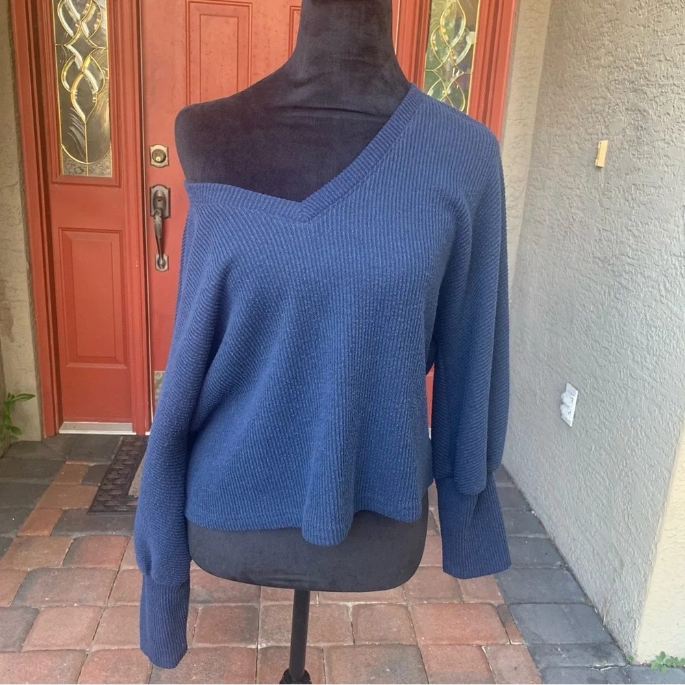 Preppy Slouchy Cozy Dark Blue Ribbed V-Neck Sweater with Dolman Sleeves